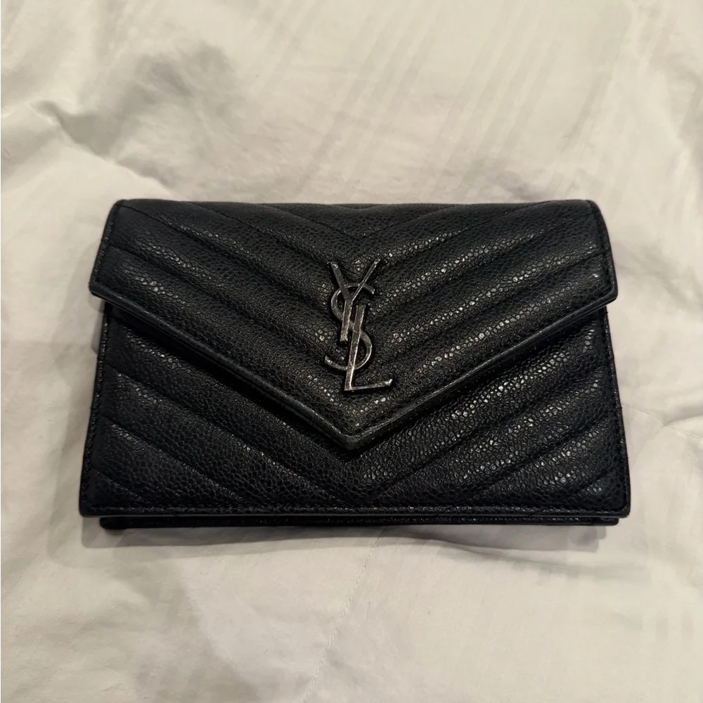 Yves Saint Laurent Black Quilted Crossbody Bag - Picture 2 of 5
